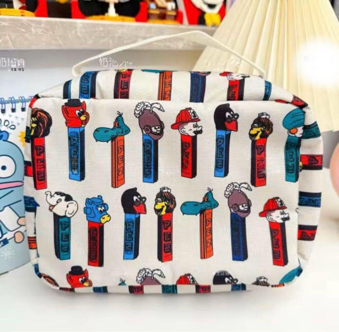 PEZ（ペッツ柄）ポーチ トラベルポーチ ホワイト