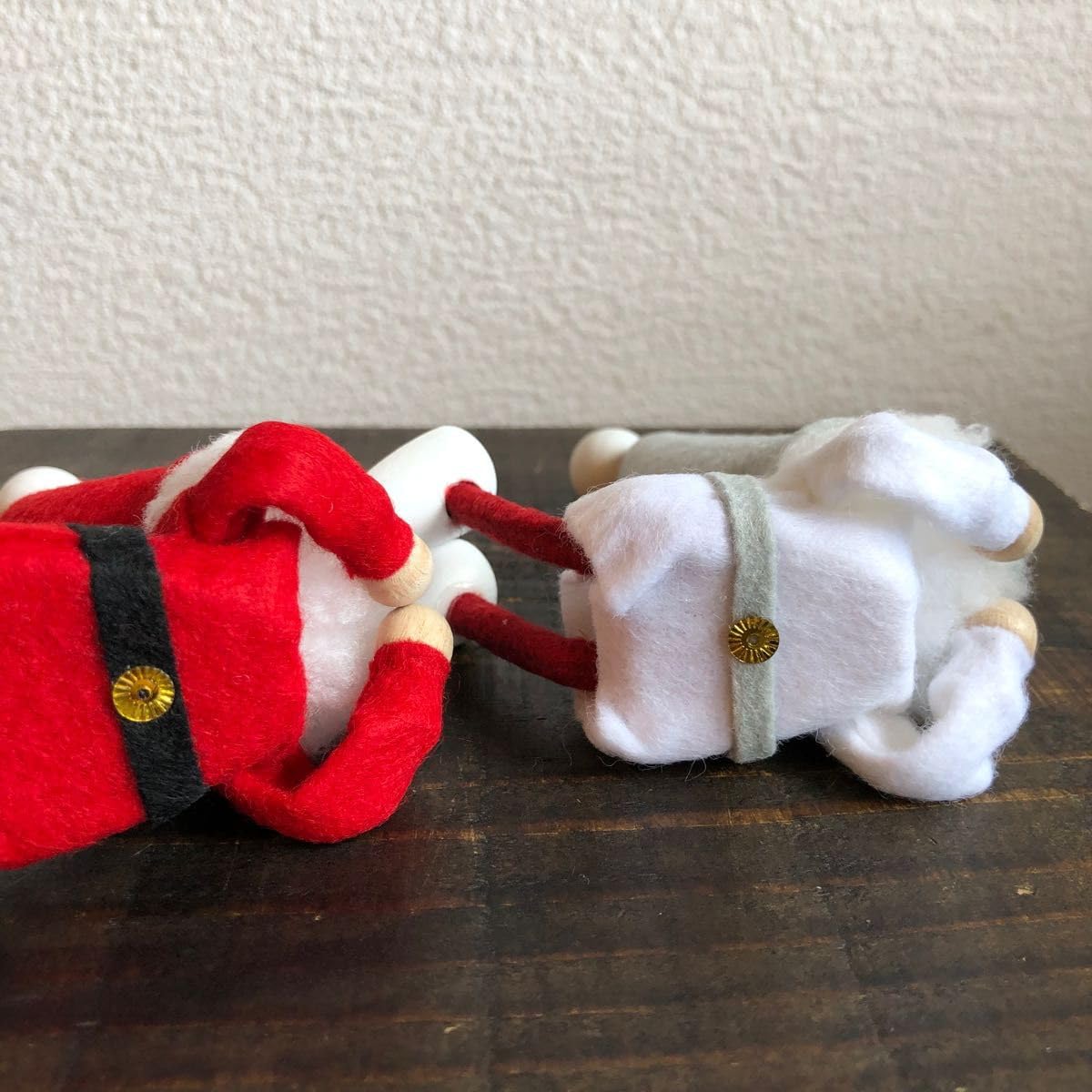 新品　ノルディカニッセ 寝転がるサンタ　２個セット Nordika Nisse ノルディカ ニッセ 幸福を招く北欧の妖精