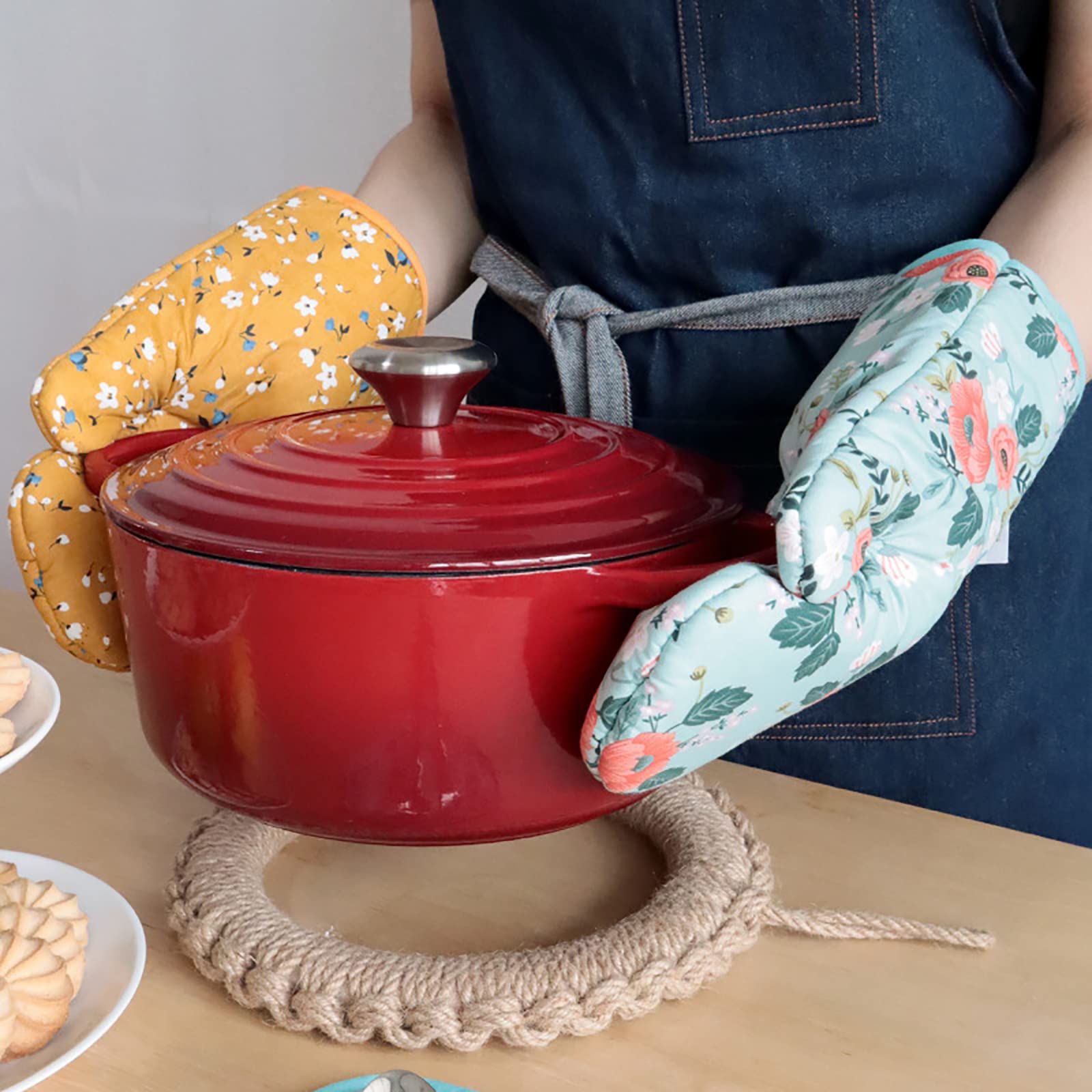 Juego de 4 guantes de horno y soporte para ollas, guantes de horno de algodón suave para cocina, barbacoa, hornear y asar a la parrilla, guantes resistentes al calor, almohadillas calientes, azul,