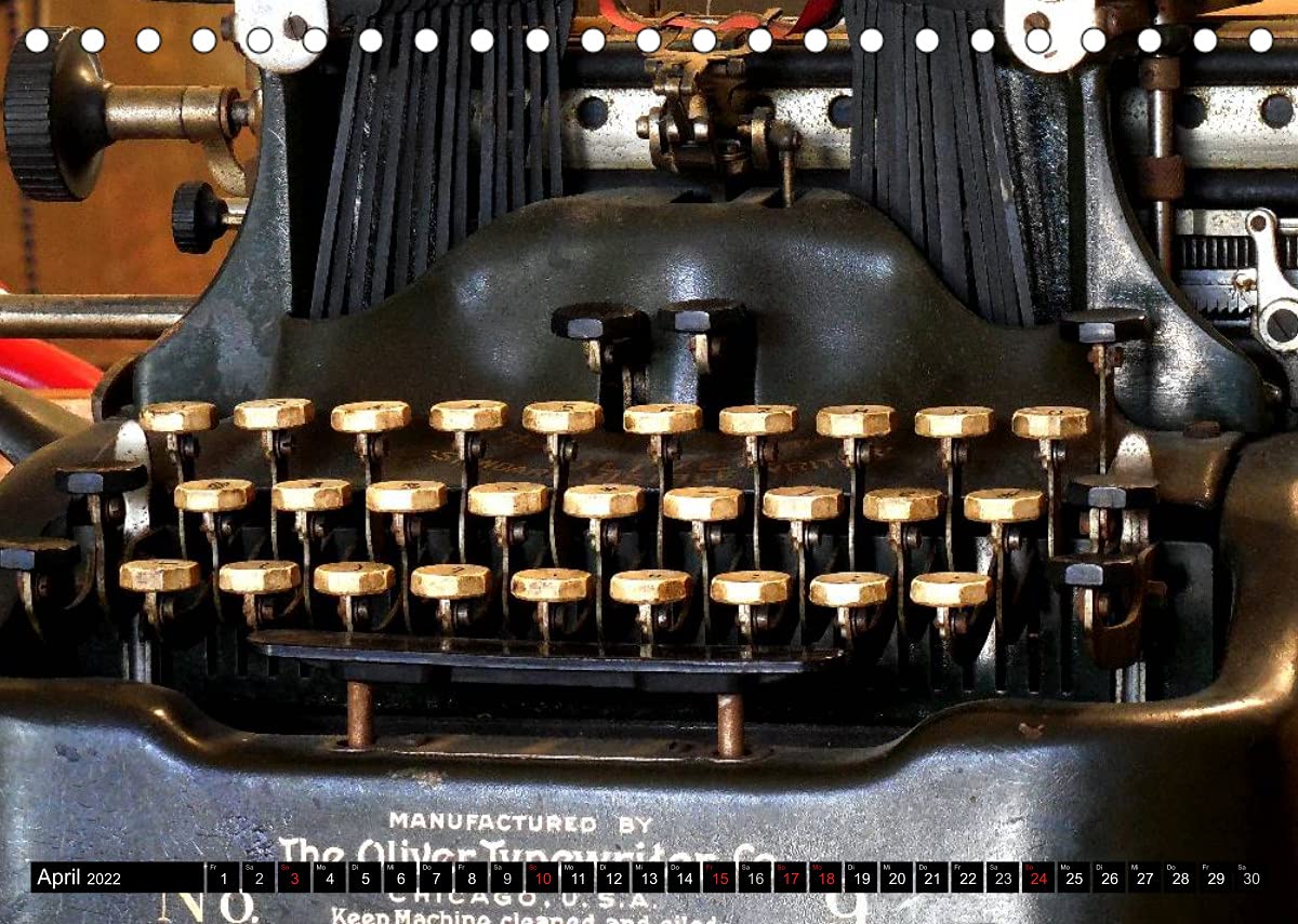 Antike Schreibmaschinen (Tischkalender 2022 DIN A5 quer): Nostalgische Bilder alter Schreibmaschinen erzählen die Geschichte der Schreibtechnik ... 14 Seiten ) (CALVENDO Hobbys)