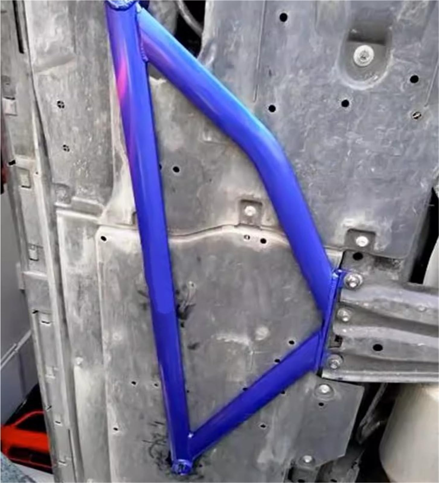 Stabilizator samochodowy Pasuje do Mazdy 3 Axela CX-4 2012-2019 Akcesoria Przedni drążek rozporowy Wzmocnienie podwozia Drążek stabilizatora Łącznik zawieszenia