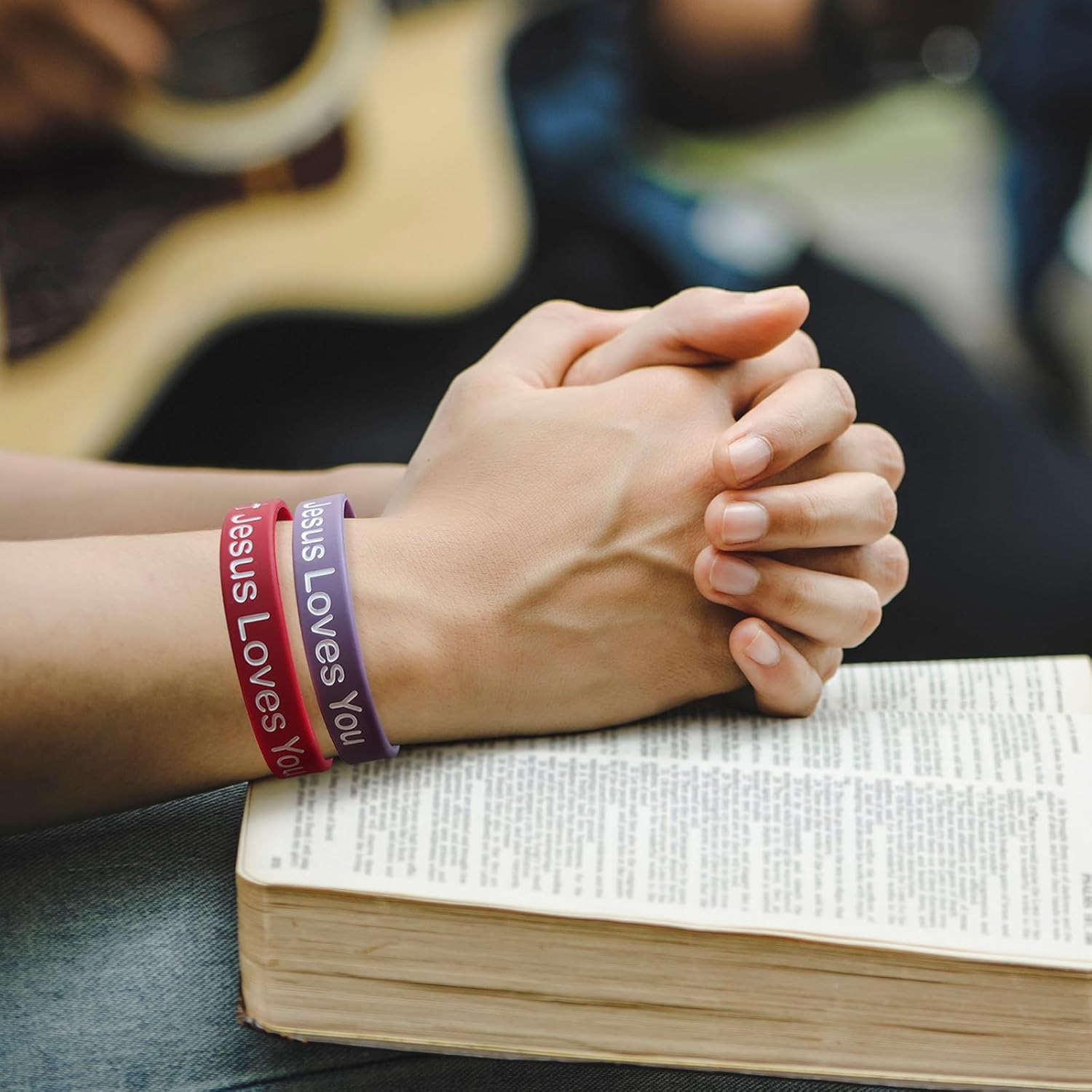 Jesus Loves You Silicone Wristbands Christian Jesus Bracelet For Men Women Party Favors Adults Multicolored