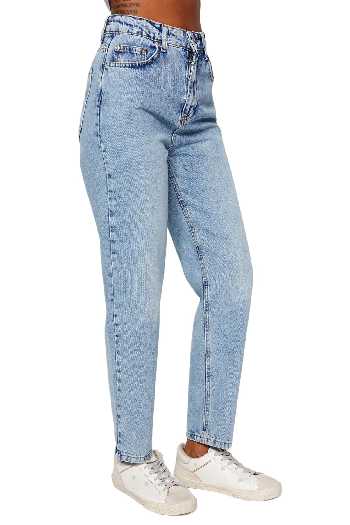 TRENDYOL Damen Jeans Light Blue High Waist Mom Jeans Twoaw24je00076