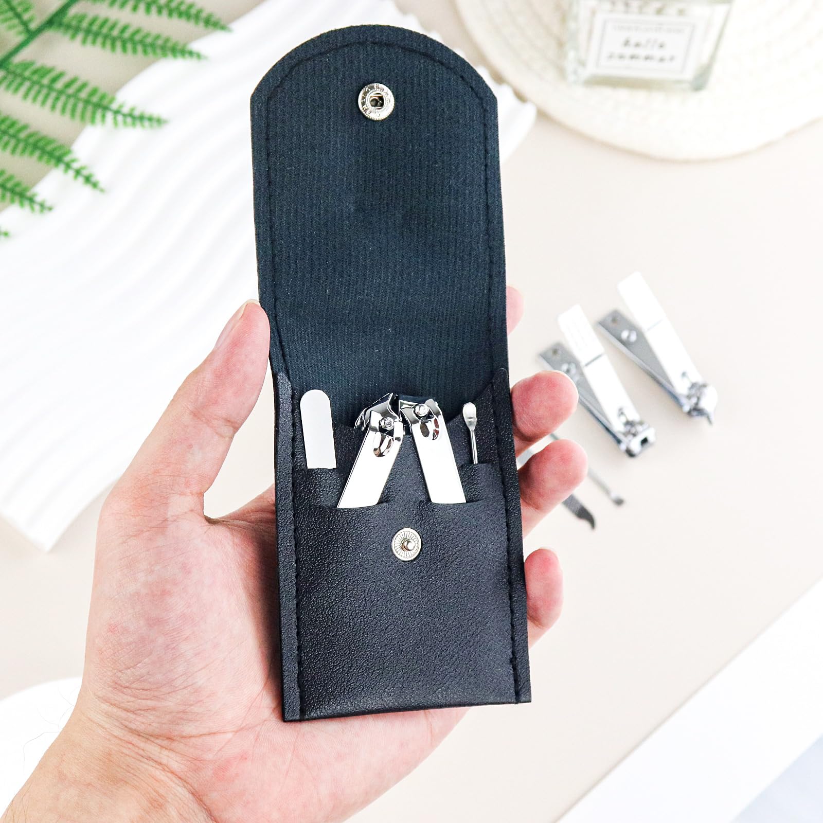 Stainless Steel 4-in-1 Nail Clipper Set with Case