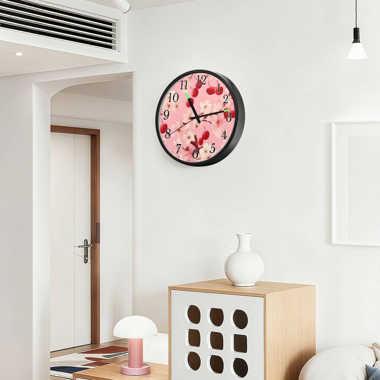 Mnsruu Reloj de pared luminoso con flores rosadas, reloj de pared que brilla en la oscuridad, funciona con pilas, 12 pulgadas, silencioso, sin tictac, luz nocturna para dormitorio