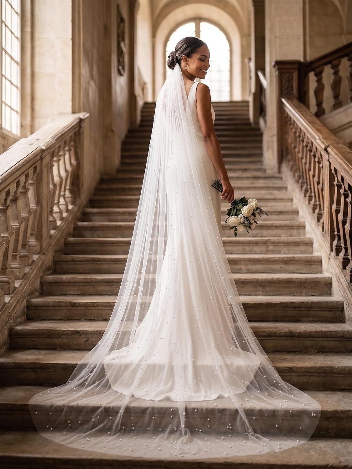 Pearl Veils Elegant Wedding Bridal Veil with Comb for Brides