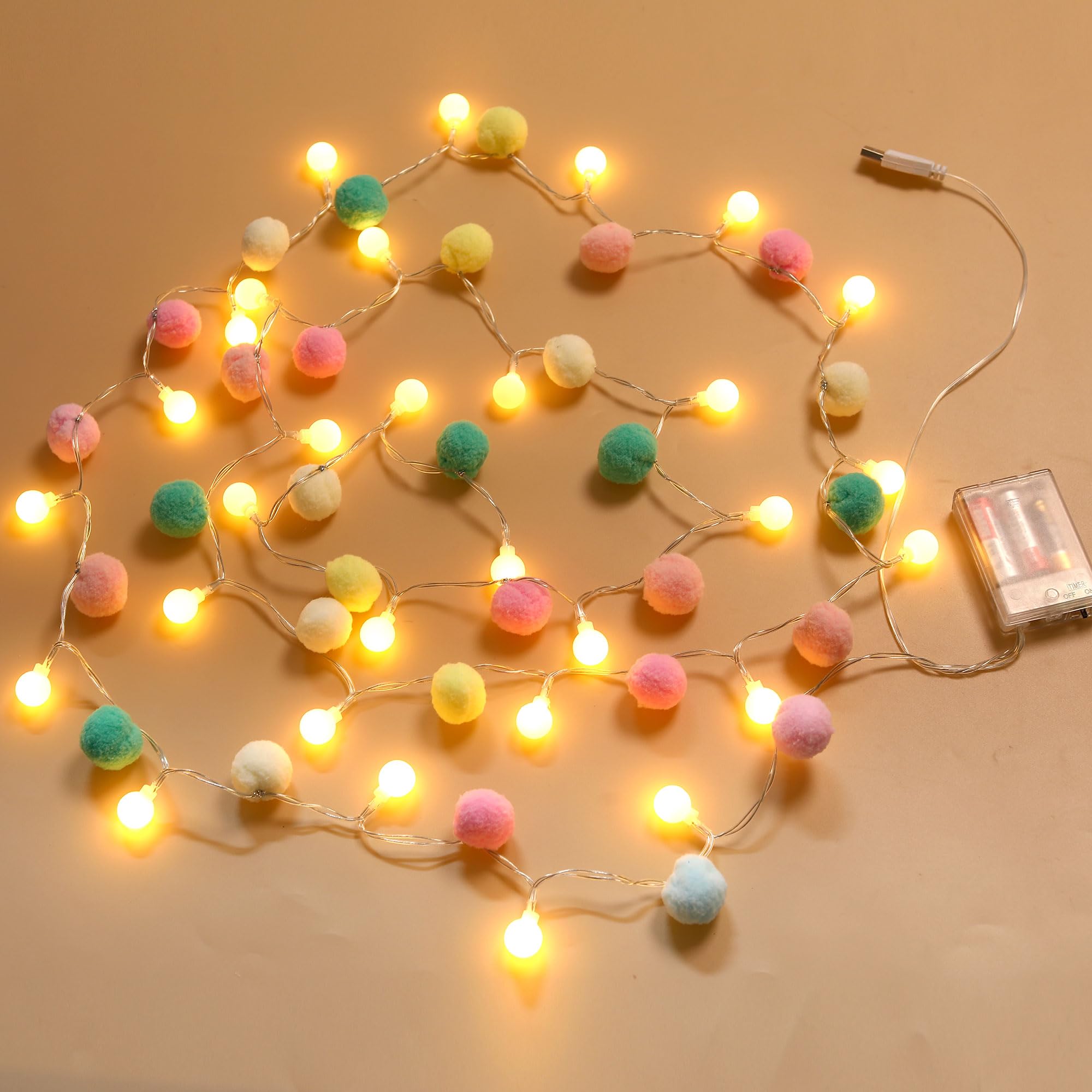 Guirlande lumineuse à pompons – 30 LED à piles et USB avec boules en forme de globe blanc chaud – Jolie décoration d'intérieur pour chambre à coucher, chambre d'enfant, maison de jeu, rentrée scolaire