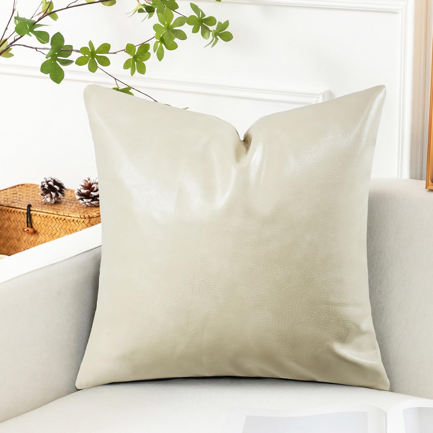 ZEaink Faux Leather Sofa Cushion Pillow Cover 40x40 /45x45/50x50 cm Waterproof Throw Pillow Cover with Zipper Modern Decorative Pillow Cases for Sofa Couch Bedroom Living Room(Beige,30x50 cm)