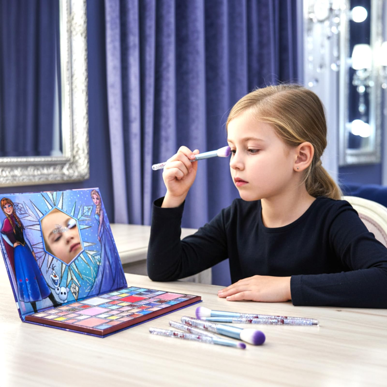 Frozen Zestaw 8 Pędzli do Makijażu Cienie i Róż