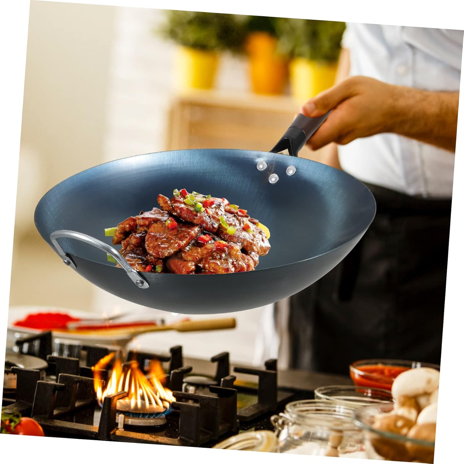 Round Bottom Wok with Wooden Handle Traditional Chinese Cooking Pan for Kitchen Nonstick Iron Frying Pan for Home Restaurant Use Versatile for Frying