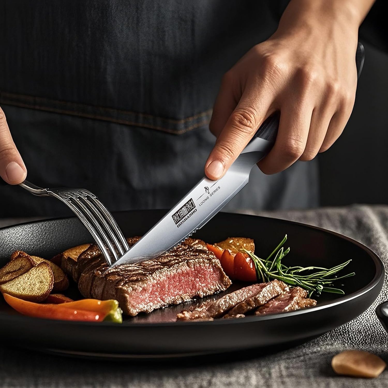 HOSHANHO Steak Knives Set of 7, 4.5 Inch Serrated Steak Knife Set with Block, Japanese High Carbon Steel Kitchen Steak Knives with Ergonomic Handle - Image 6