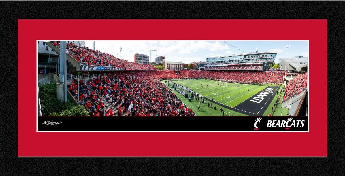 Blakeway Worldwide Panoramas, Inc. Cincinnati Bearcats Football - Framed Panoramic Picture