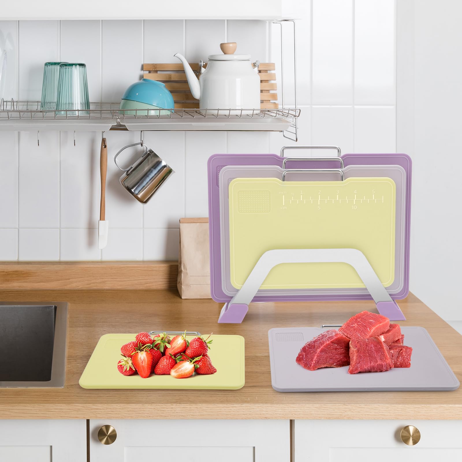 Index - Set di 4 taglieri in plastica con supporto, antiscivolo, codificati a colori, per cucina, lavabili in lavastoviglie