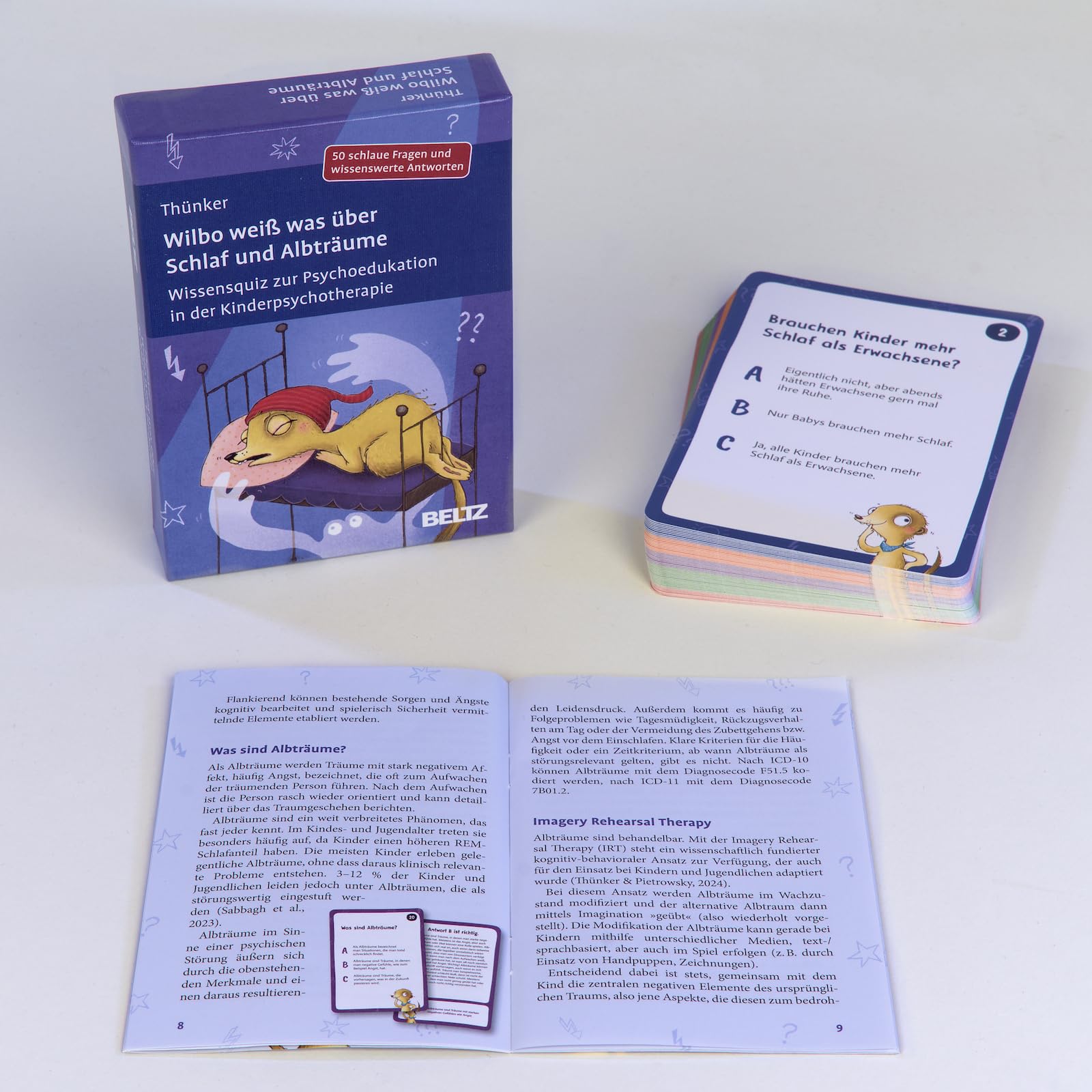 Wilbo weiß was über Schlaf und Albträume: Wissensquiz zur Psychoedukation in der Kinderpsychotherapie. 50 schlaue Fragen und wissenswerte Antworten. ... 9,8 x 14,3 cm (Beltz Therapiekarten)