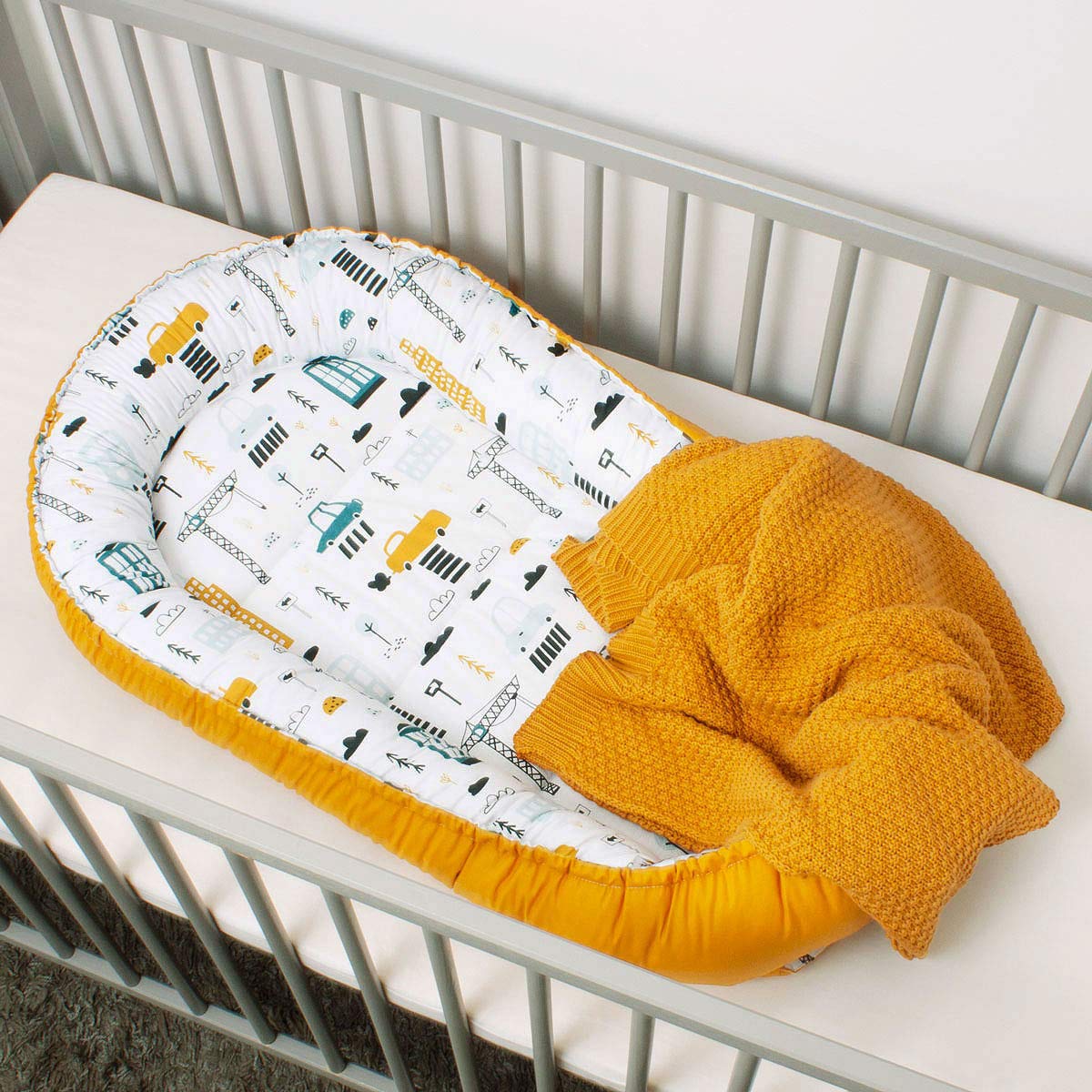 PaLulli Nid bébé, nid Douillet Multifonctionnel avec Matelas supplémentaire Moelleux, Cocon, nid, lit bébé, lit de Voyage pour Nouveau-né, 100% Coton Oeko-TEX, Made in The EU (The Cars)