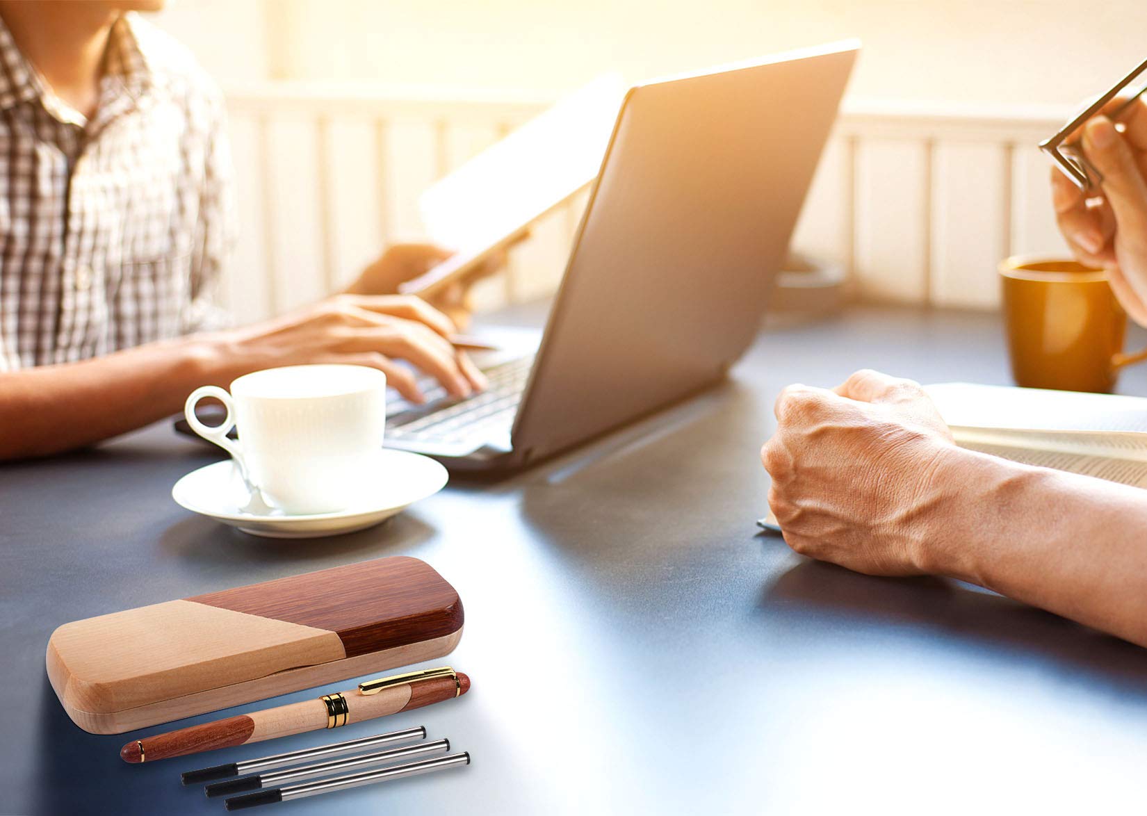 Funmo Stylo de Signature Classique, Stylo Bille Vintage Fait Main Naturel,Personnalisée Stylo à bille en bois fait à la main,avec gravure de haute qualité Boîte cadeaux d'affaires (A)