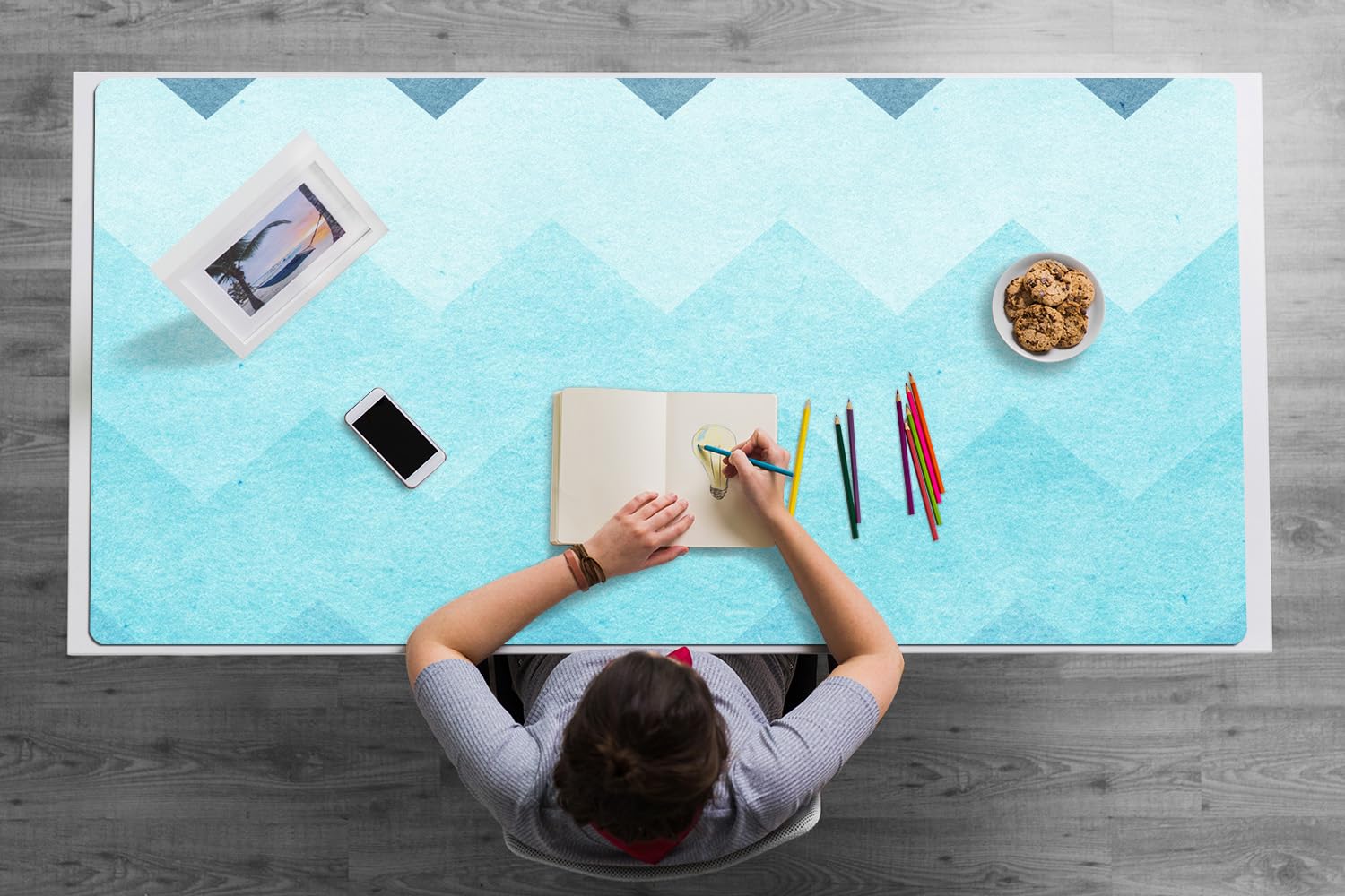 Sottomano da Scrivania 120x60 cm Superficie Protettiva per Ufficio e Casa in Vinile PVC Facile da Pulire Impermeabile Antiscivolo Protezione e Decorazione - Zigzag blu