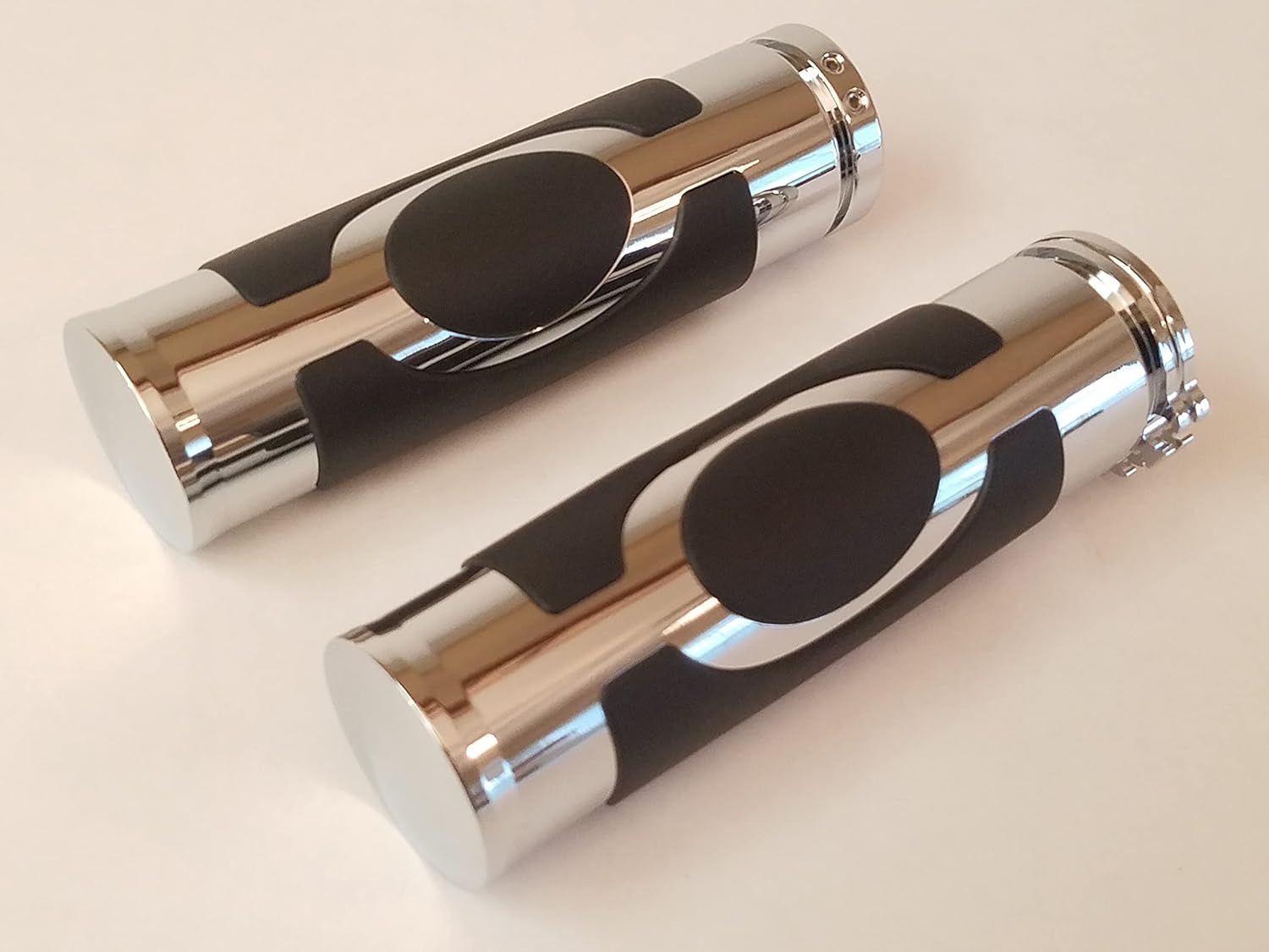 OEM Chrome Handlebar Grips (Pair) 2004-Present - K-9, Pitbull, Mastiff, Chopper, Coyote, Ridgeback, Mutt