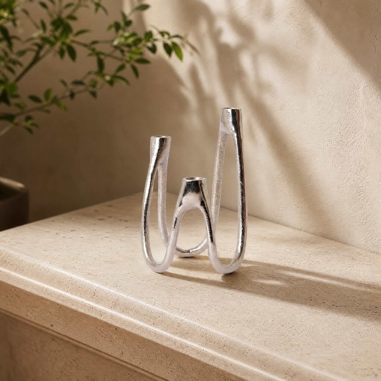 Skulptural Kerzenhalter aus Aluminium