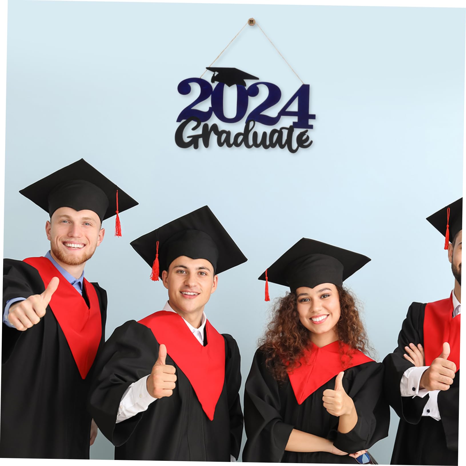 PRETYZOOM 4 Stück 2024 Abschlussschild-anhänger Zeichen Abschluss Fotografieren Stütze Bild-Requisiten Party Photobooth Requisiten Abschlussfeier-Requisite Abschlussfeier Liefert Holz