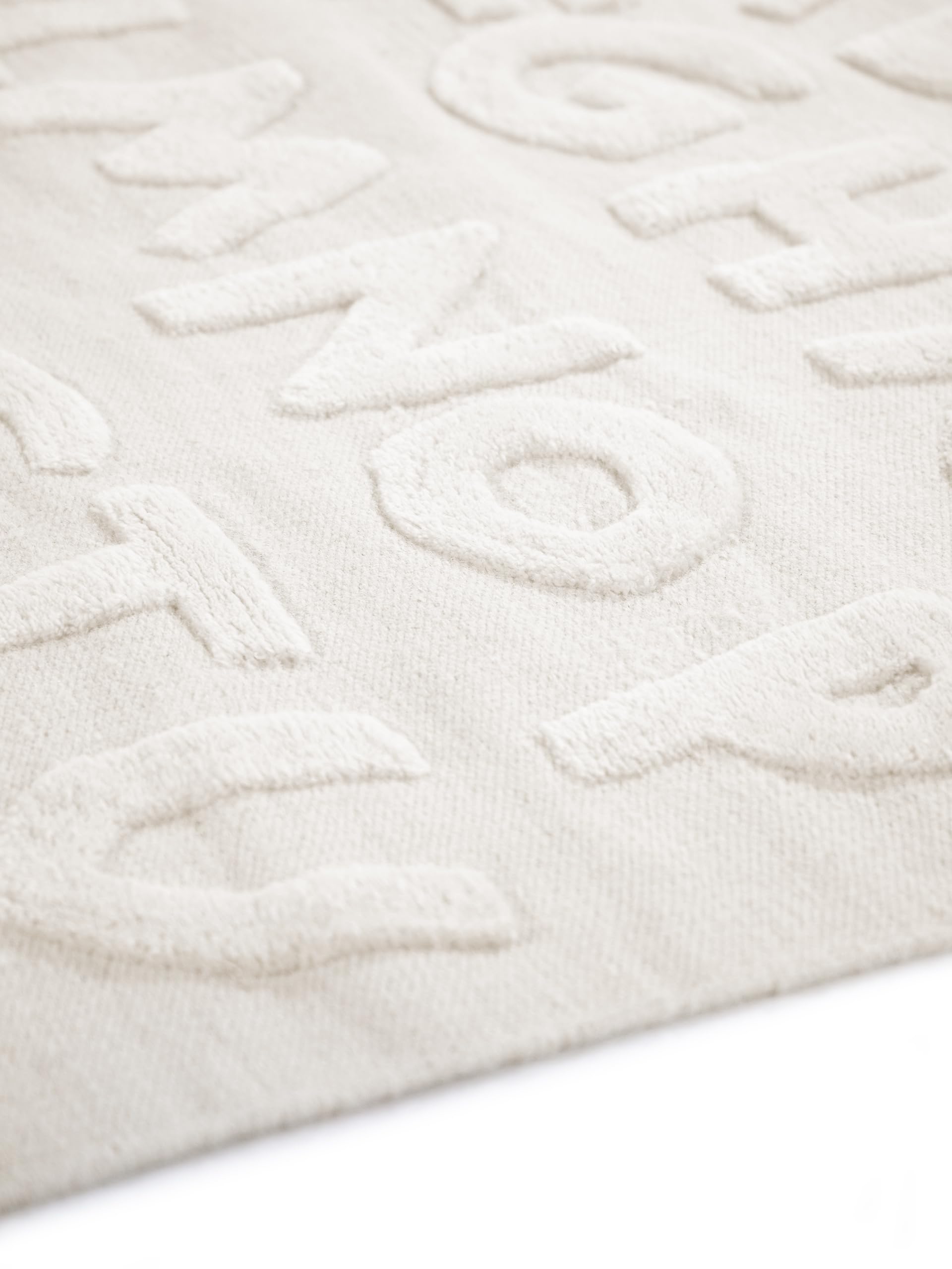 carpetfine Kinderteppich ABC Alphabet Creme 120x170 cm - Lernteppich und Spielteppich mit feinen Reliefdetails, weich & robust, ideal fürs Baby- & Kinderzimmer