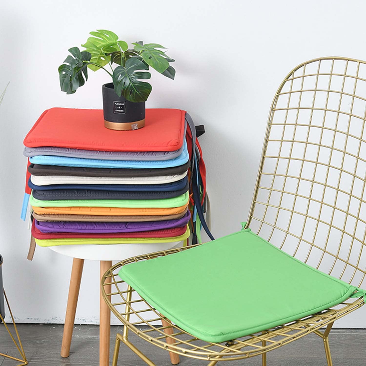 Lot de 2/6/8 coussins de chaise avec attaches 40 x 40 cm, coussins de chaise de salle à manger antidérapants pour jardin, coussin de siège d’intérieur/extérieur (8 pièces, bleu marine)