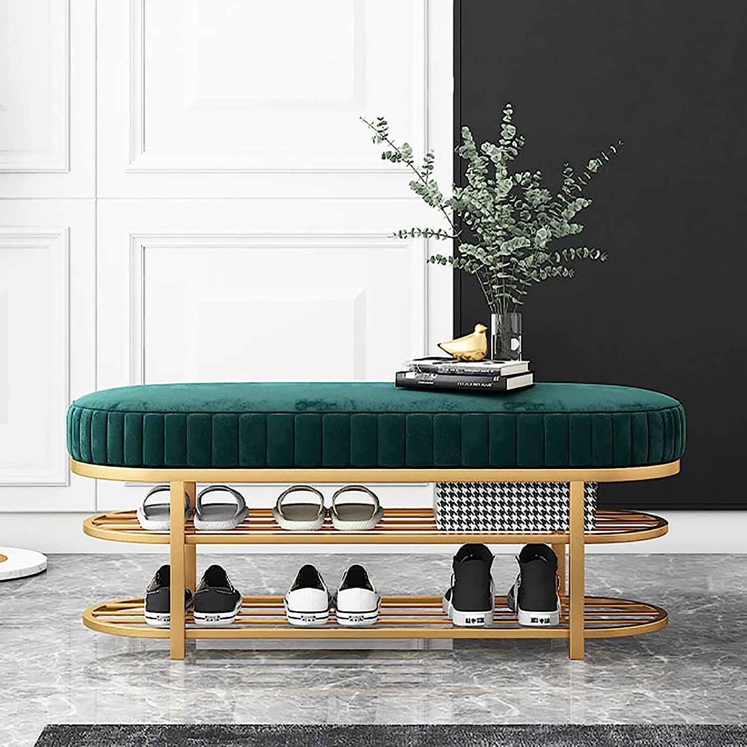 Banc à chaussures en métal doré pour sublimer votre porche d'entrée