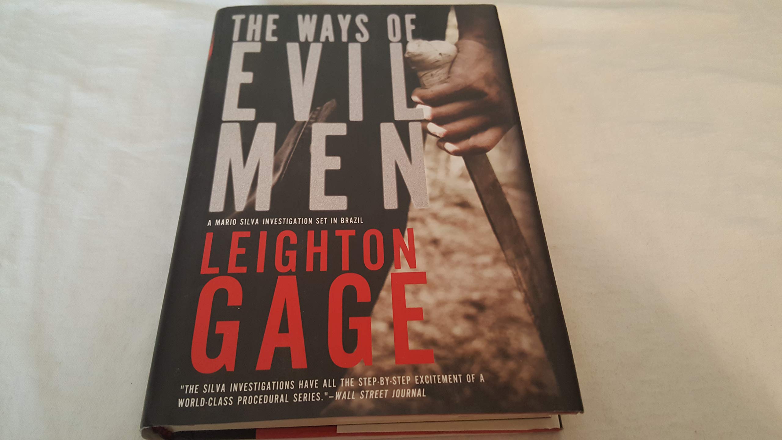 Buy The Ways of Evil Men (A Chief Inspector Mario Silva Investigation) — BookShops.in