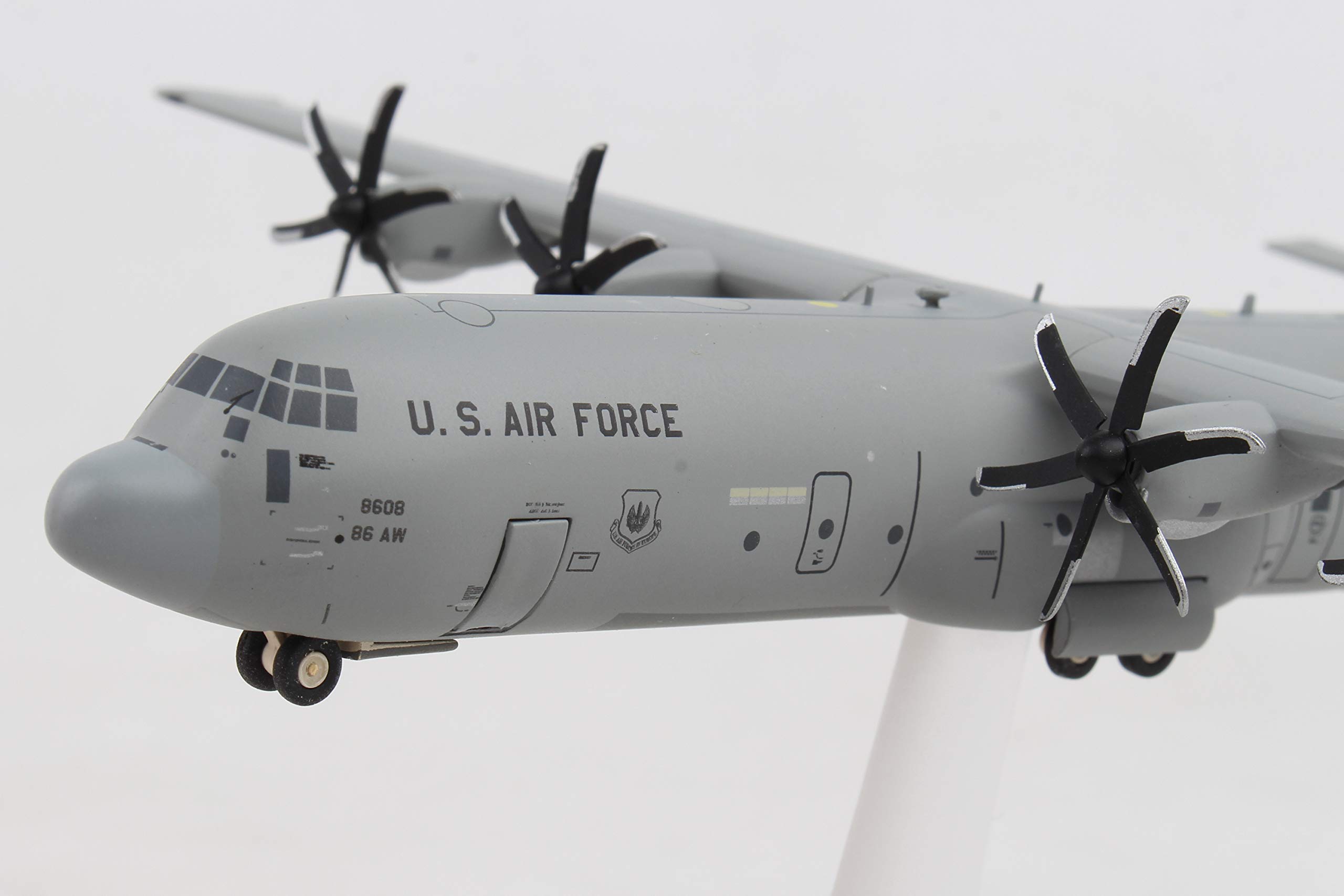 Herpa 559461 US Air Force Lockheed C-130J-30 Super Hercules (1:200