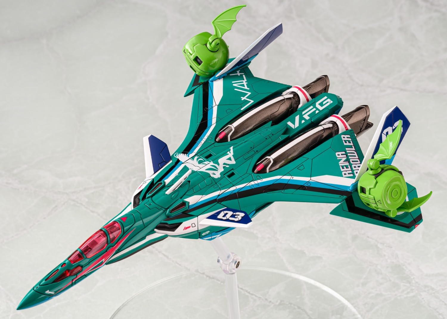 Macross Delta: Reina Variable Fighter Girls Model Kit
