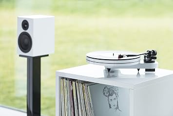 Pro-Ject RPM 1 Carbon Manual Turntable (Red)