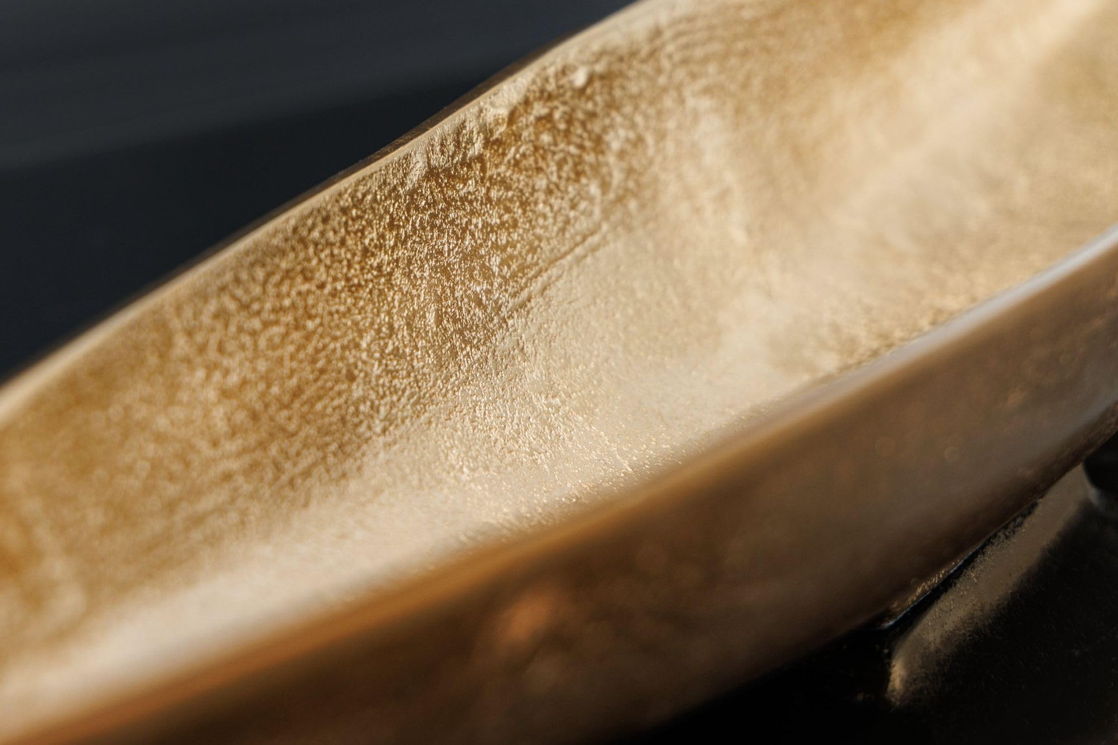 Licht-Erlebnisse Dekoschale länglich groß 82 cm lang aus Metall in Gold Handarbeit Elegantes Design Deko Schale für Schmuck Schlüsse Obstschale Esstisch