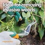 Fiskars Ergo Weeder Tool for Weeding, Heavy Duty Gardening Hand Tool with Ergonomic Handle and Hanging Hole for Storage, Remove Weeds and Roots Like Dandelions and Thistles