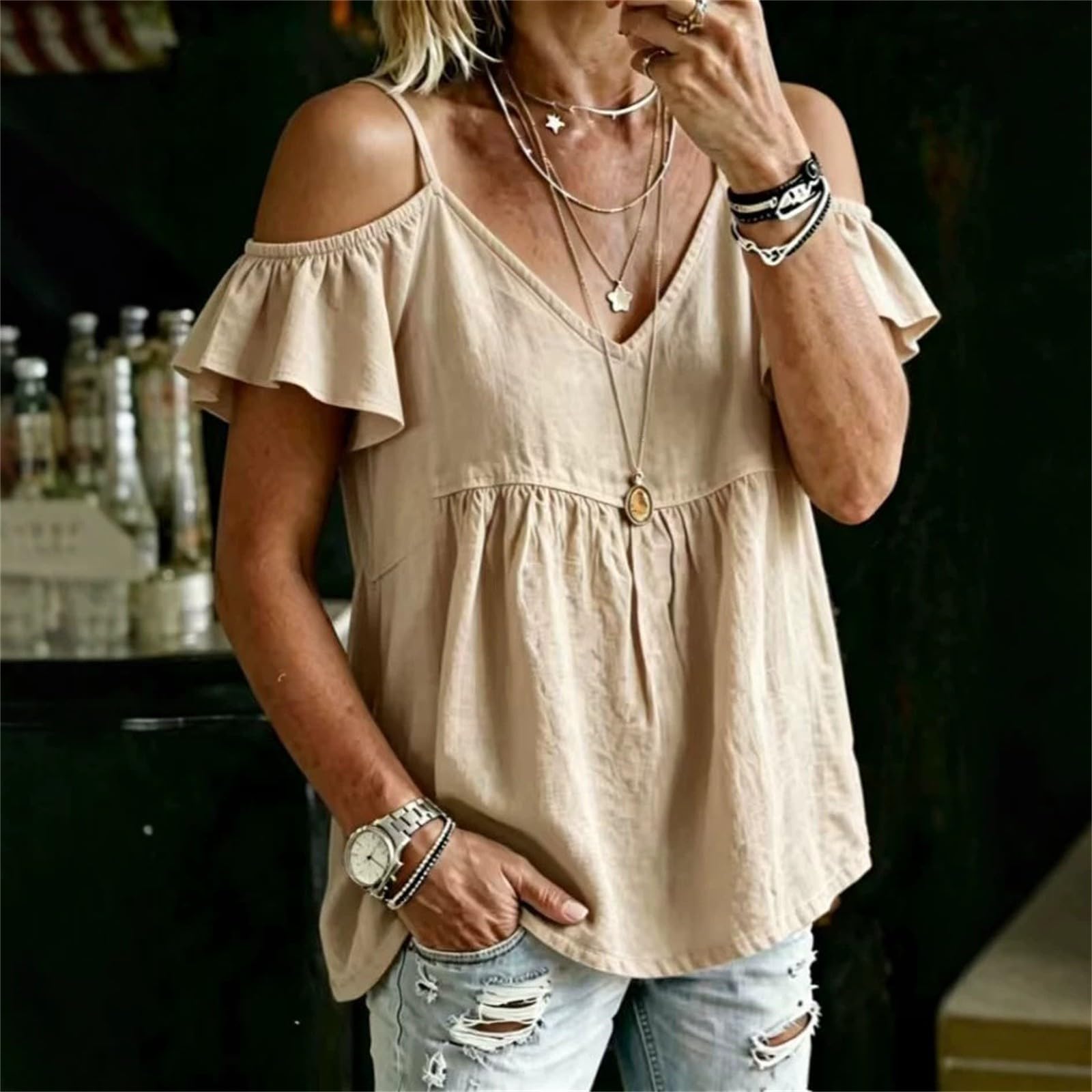 Off-Shoulder Top, V-Ausschnitt, Volantärmel | Lockerer Schnitt, Raffung, Baumwolle Leinen - Lässige Sommerbluse für Freizeit