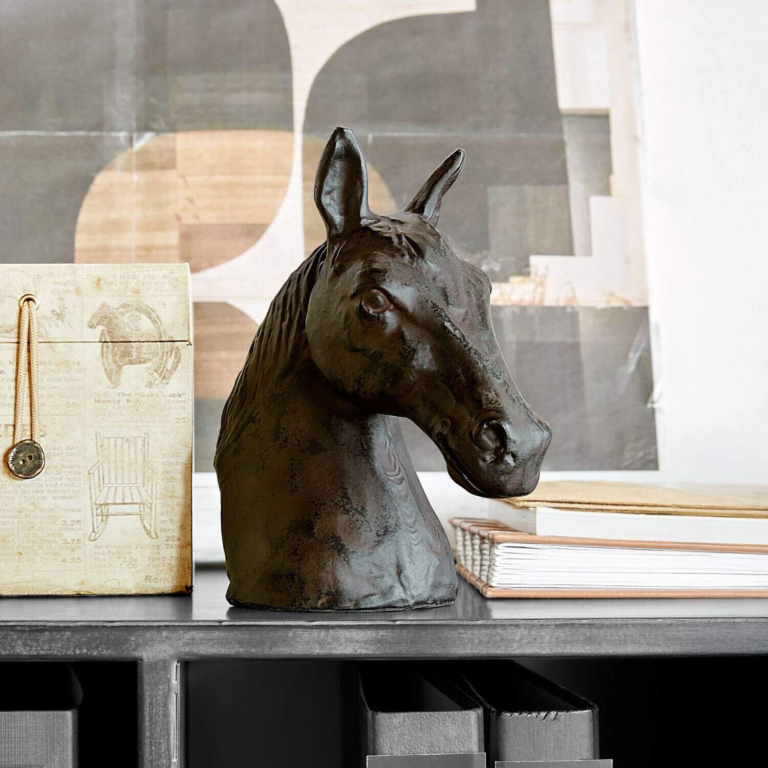 Loberon Deko-Pferd Kingsmere - Ausdrucksstarker Pferdekopf - Dunkles Finish - Matte Oberfläche - Dekoration - Dekoobjekt - Tierfigur - Aluminium, antikbronze