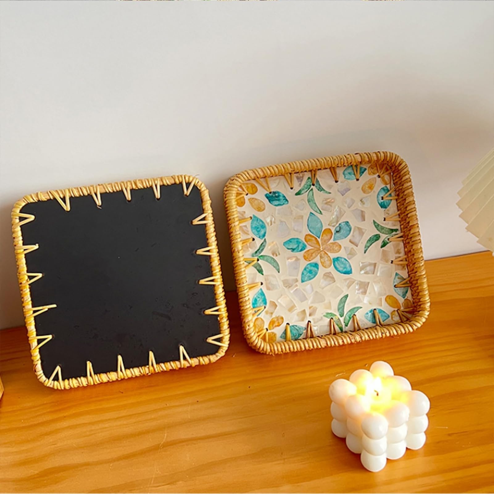 Juego De 3 Bandejas De Ratán For Servir, Cestas Cuadradas Planas, Bandeja De Ratán Con Incrustaciones Creativas Hechas Con Conchas, Cestas De Mimbre Tejidas A Mano For Organización Y Almacenamiento(Bl
