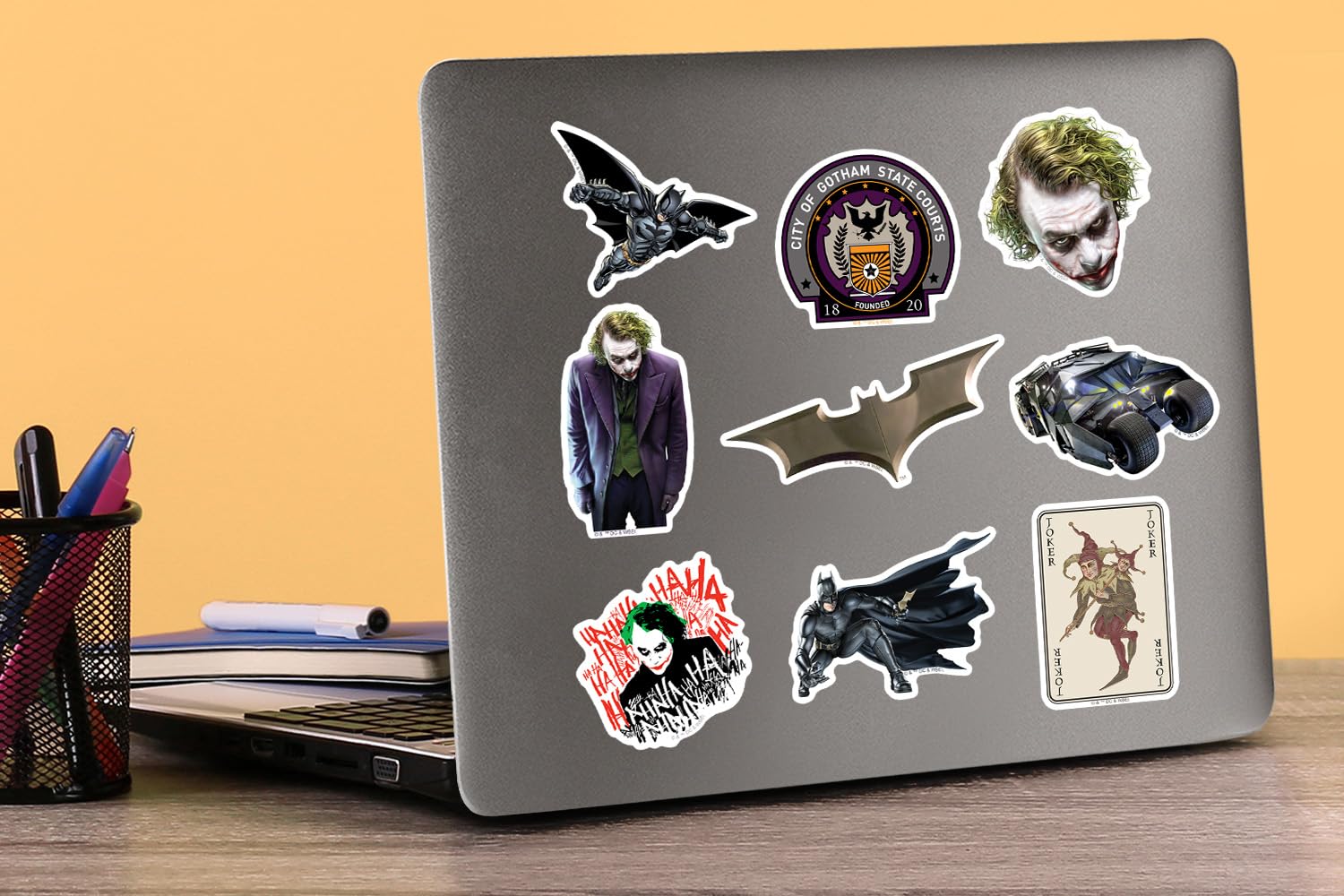Amazon.com: Batman The Dark Knight Sticker Pack – Die-Cut Large