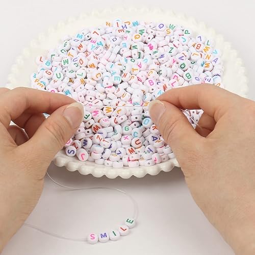 Miniatura 6 de 600 cuentas acrílicas de letras del alfabeto, letras multicolor, cuentas redondas blancas, 0.16 x 0.27 pulgadas, para pulseras de amistad y regalos,