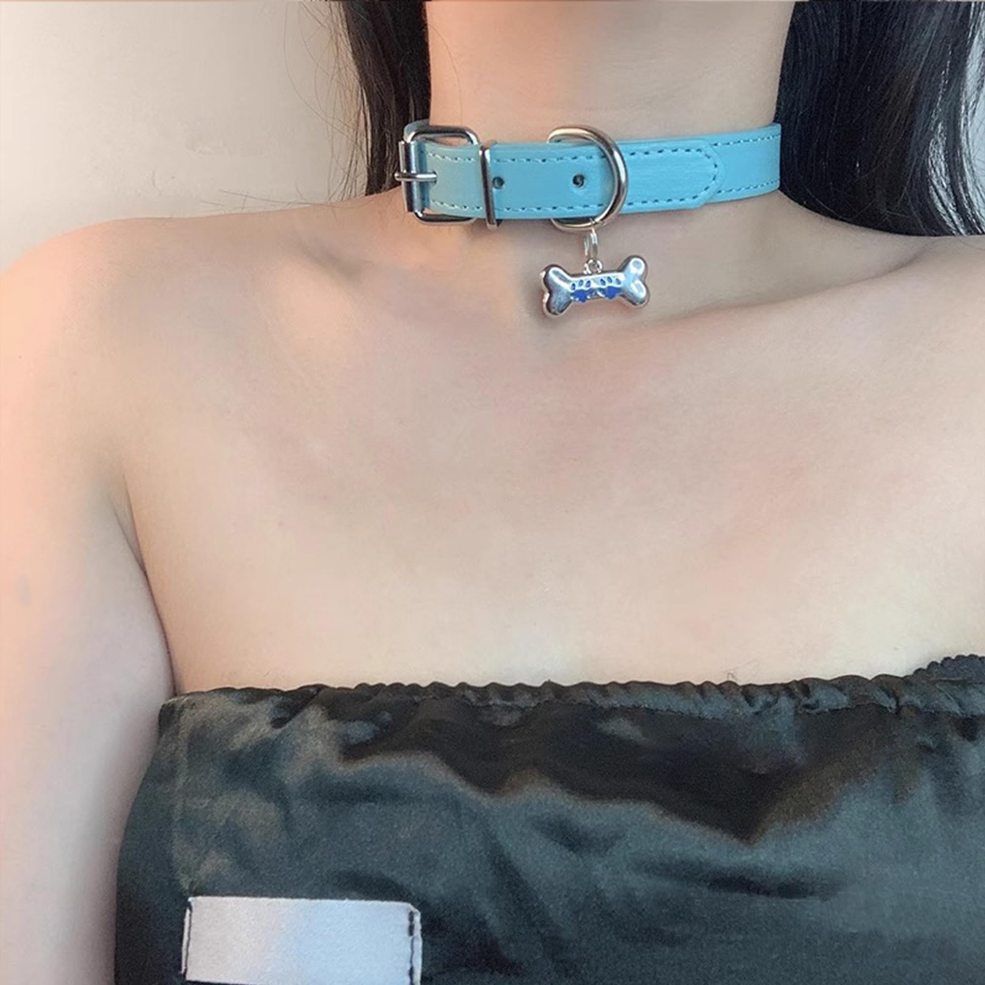 Nojess Leather Choker Collar for Women Punk Choker Y2k Necklace Bone Shaped Pendant Necklace Fashionable Punk Gothic Jewerly
