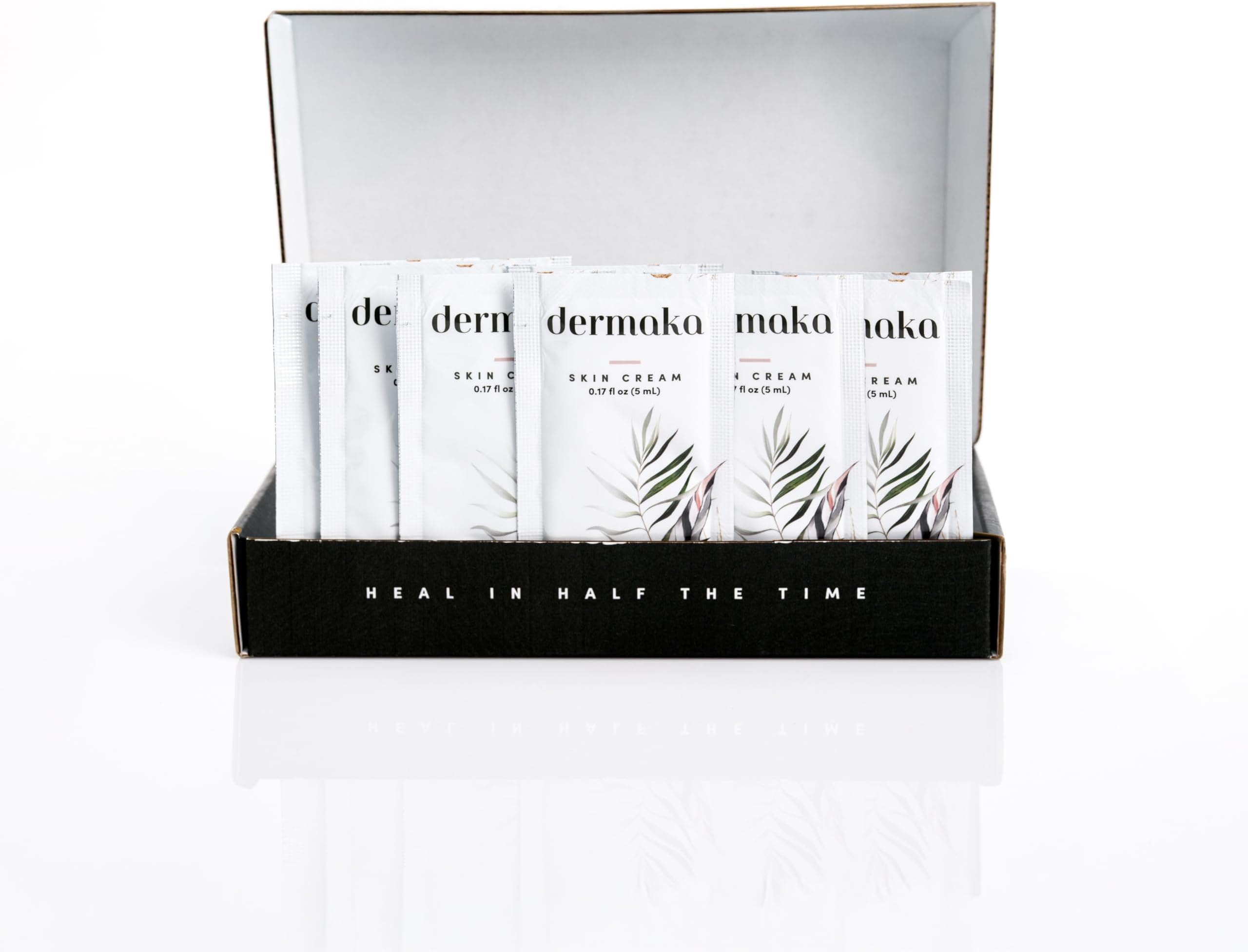 Dermaka Skin Cream 25 Packets (5 ml) Hydrating Moisturizer with Arnica Montana & Vitamins A & E Non-Greasy Formula for Face & Body