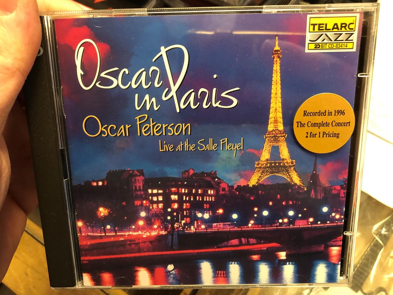 Amazon.com: Oscar In Paris: Oscar Peterson Live At The Salle 