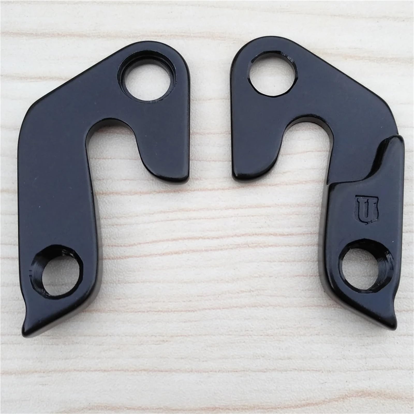Patte de dérailleur arrière for vélo, 1 pièce, for modèles C/a/n/n/o/n/d/a/l/e S/c/a/l/p/e/l S/i/x C/a/r/b/o/n S/y/n/a/p/s/e T/a/u/r/i/n/e KF051 B/a/d B/o/y C/a/f/f/e/i/n/e A/d/v/e/n/t/u/r/e