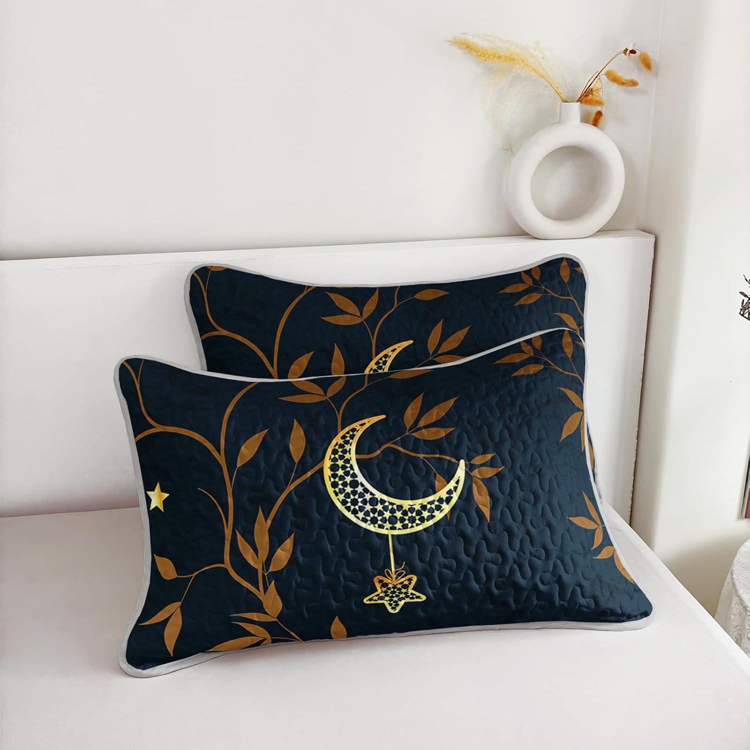 AILONEN Soft Lightweight King Size Quilt with 2 Pillowcases - 3Pcs Gold Moon Star Leaves Print Bed Cover-Bedspread Coverlet All Season