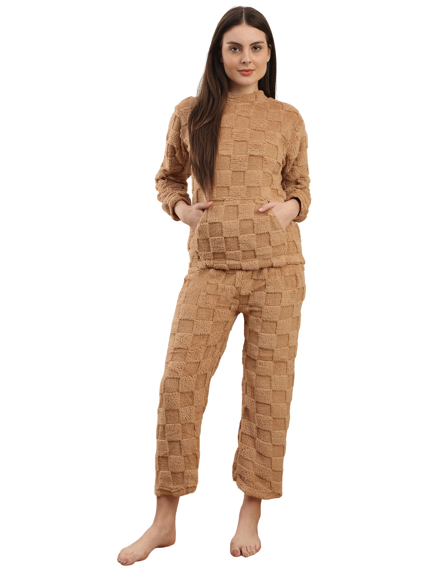valles365 by s.c. Square Design Fur Winter Night Suit-picture-17