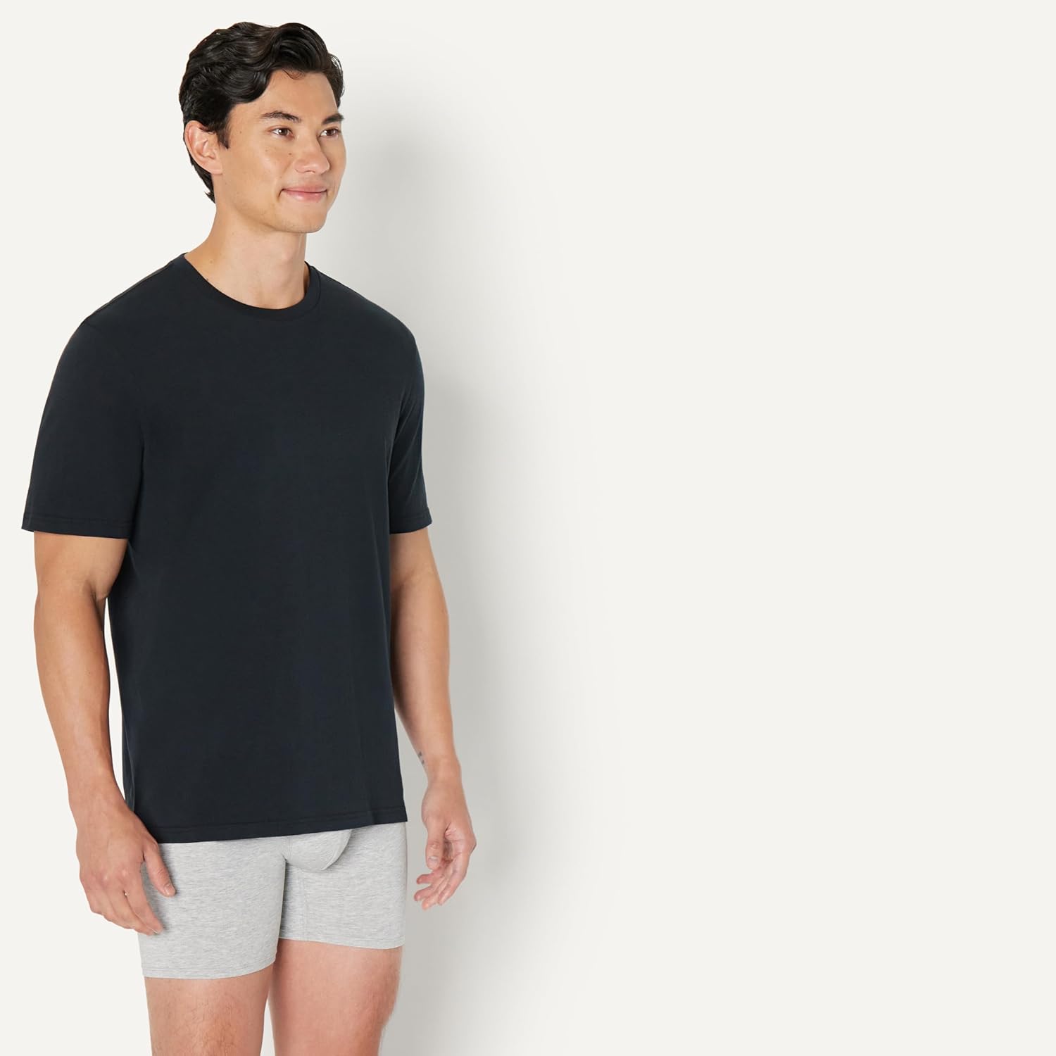 Amazon Essentials Mens Regular-Fit Short-Sleeve Crewneck T-Shirt - Image 2