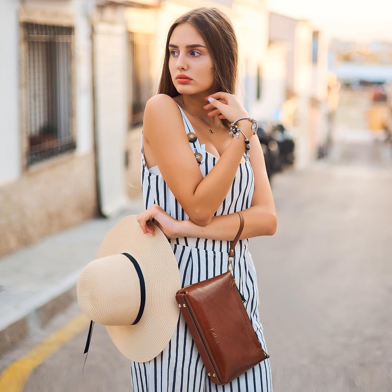 Kattee Leather Crossbody Bags for Women Trendy, Small Shoulder Purses and Handbags, Clutch Wristlet Wallet with 2 Straps - Image 3