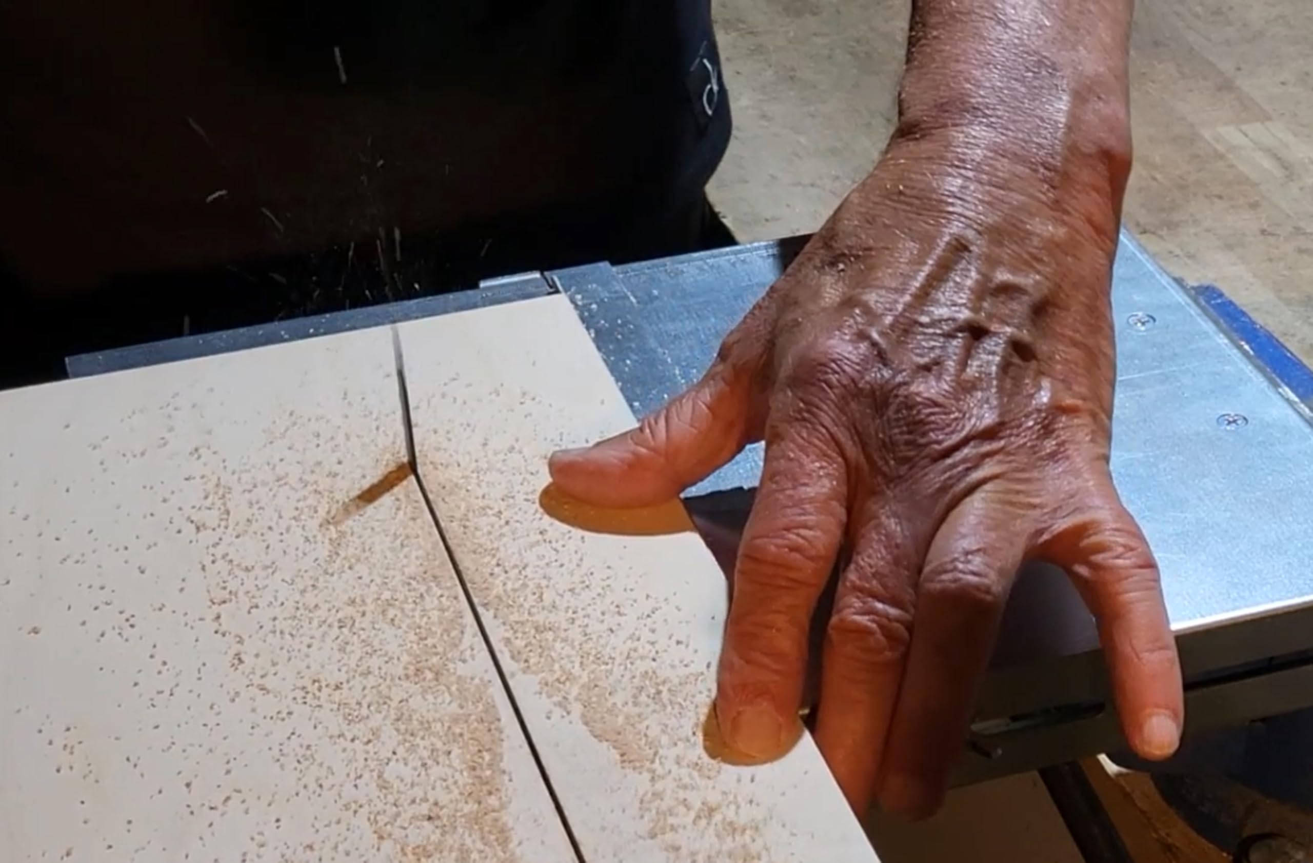 Per tutte le seghe di marca del tavolo seghetto alternativo compatto con supporto per morsa