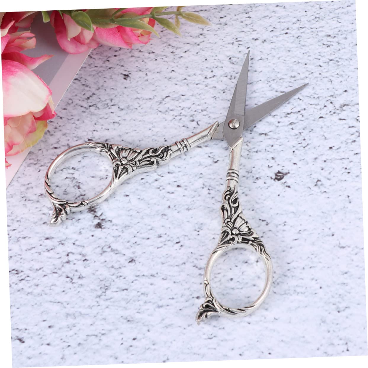 SHINEOFI 2piezas Antique Style Cross- Scissors with Lily Pattern Lightweight Thread Cutter Nipper for Sewing and Crafting Ancient