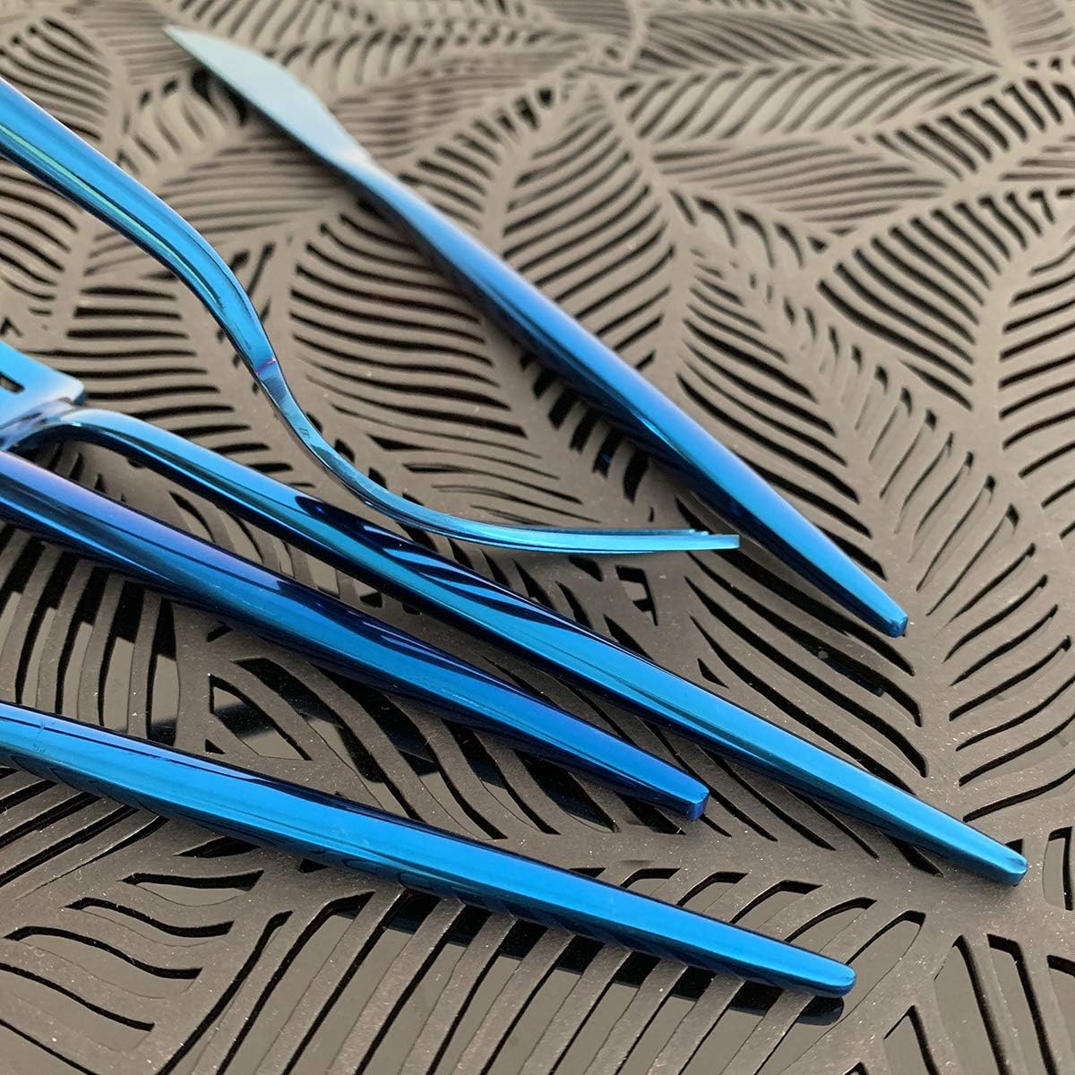 Blue Flatware Sets,Titanium Shiny Flatware Set, Silverware Stainless Steel Reusable Wedding Dinnerware Cutlery Set (shiny Blue 20pcs)