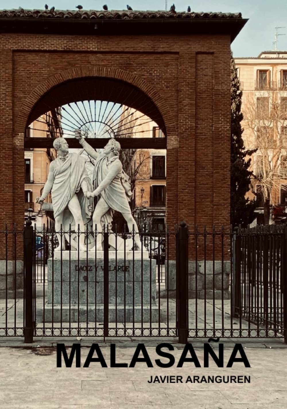 Malasaña cabas urbain grand volume et besace mode pour femme active